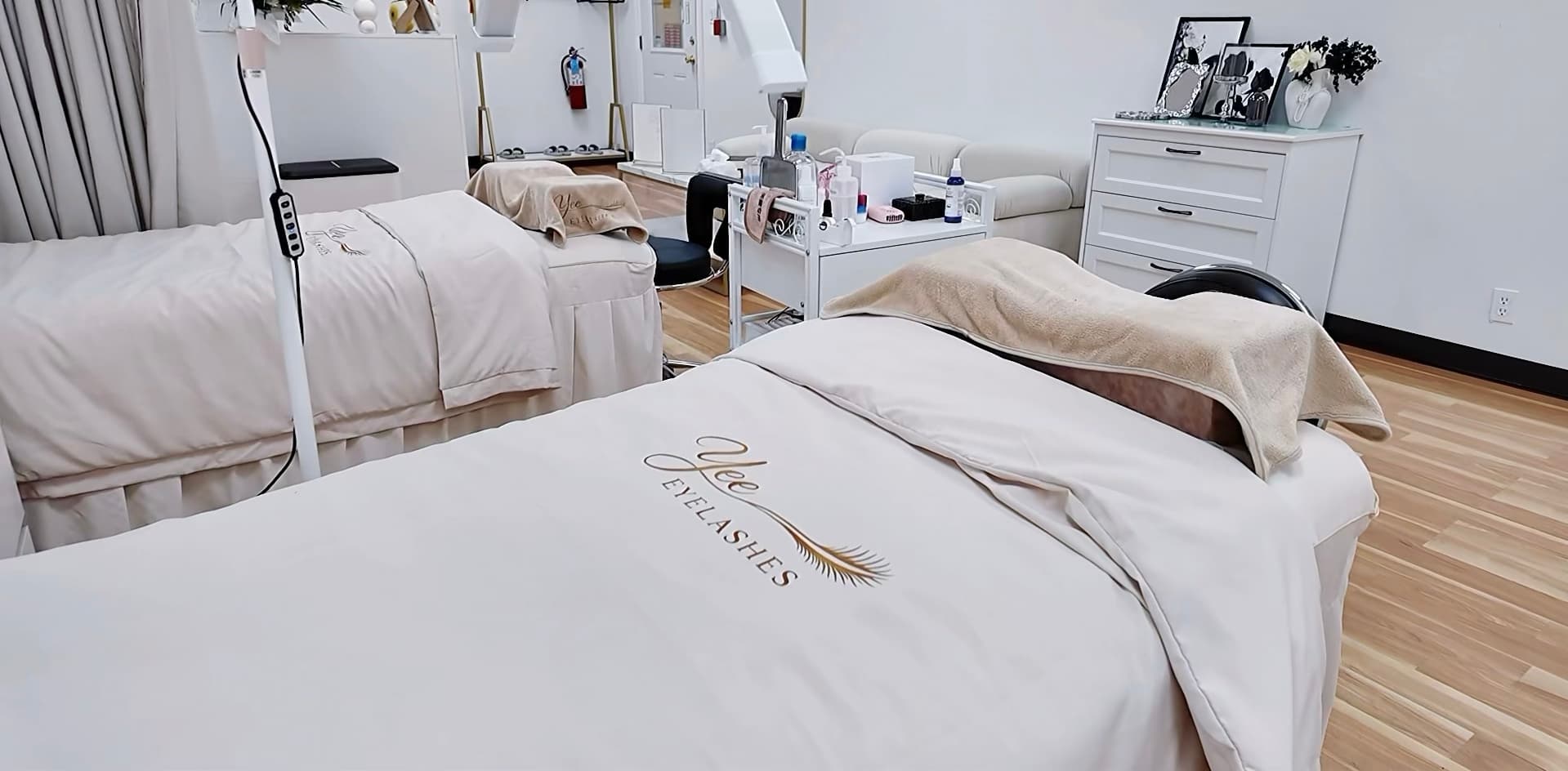 Yee Eyelashes treatment room